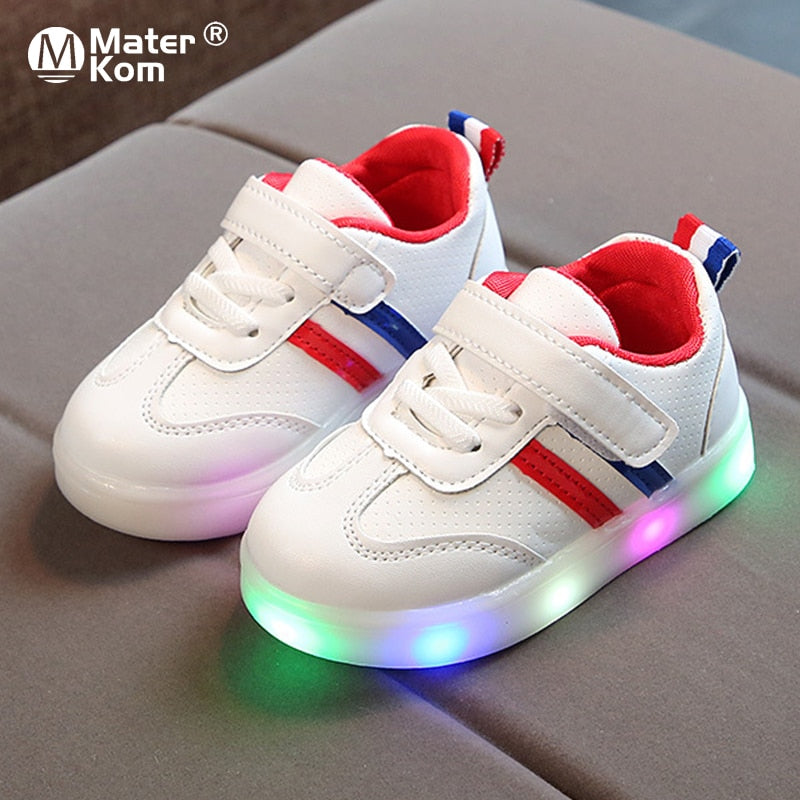 Size 21-30 Children LED Shoes for Boys Glowing Sneakers for Baby Girls Toddler Shoes with Light up sole Luminous Sneakers tenis